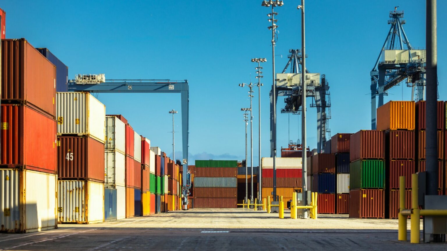 Simplifica Fretes conecta empresas e industrias com transportadoras do mercado; conheça Simplifica Fretes