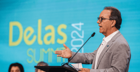 Décio Lima anuncia carteira de crédito para empreendedorismos femininos no Delas Summit 2024'