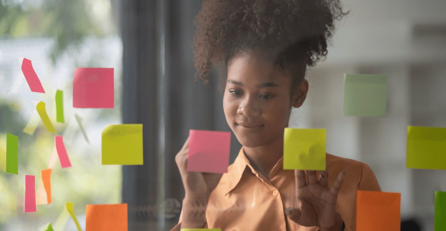 Planejamento financeiro para PMEs: o que separa o negócio estável do empreendedor que vive no vermelho