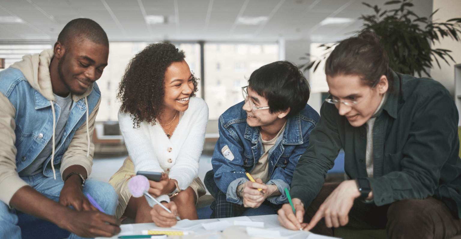 Sioux, Zoox Smart Data e MadeiraMadeira: veja mais de 150 vagas em empresas de tecnologia vagas estudantes especialsitas tecnologia