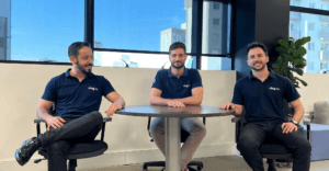 Zinz aporta R$ 250 mil para intermediar obras e reformas Alisson Brito, CRO da Zinz, Gustavo Pahl, CTO e Iuri Lenzi, CEO da Zinz