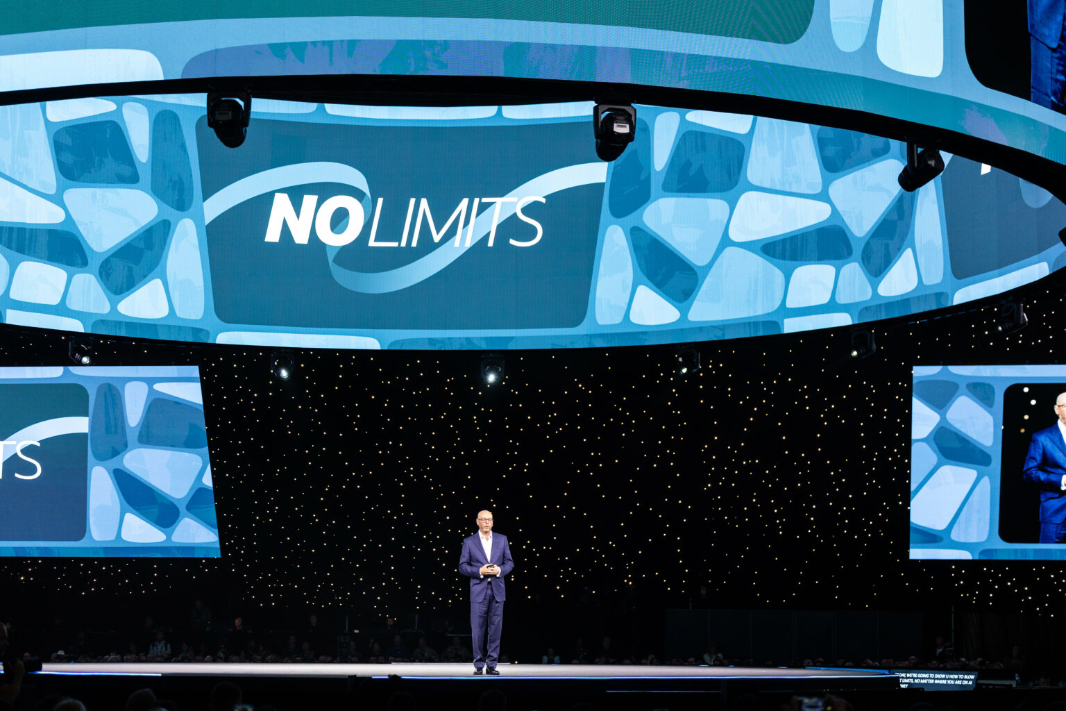 NetSuite inaugura data centers no Brasil em meio ao SuiteWorld 2025 Netsuite Suiteworld Evan