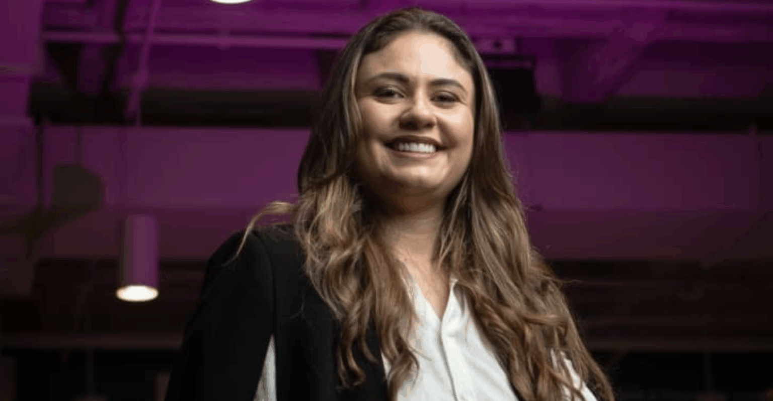 Mention projeta R$ 2,5 milhões de receita mensal em 2026 Beatriz Ambrosio, fundadora e CEO da Mention.