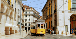 Startup brasileira leva solução de acesso à Justiça ao Web Summit Lisboa 2025 startup