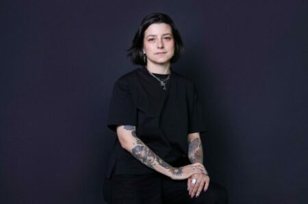 Estela Brunhara, Sócia e Diretora da FutureBrand São Paulo. Crédito da imagem Gabriela Queiro