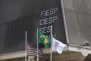 Hackeando a burocracia: o pivot jurídico na gestão da empresa Hackeando a burocracia: o pivot jurídico na gestão da empresa