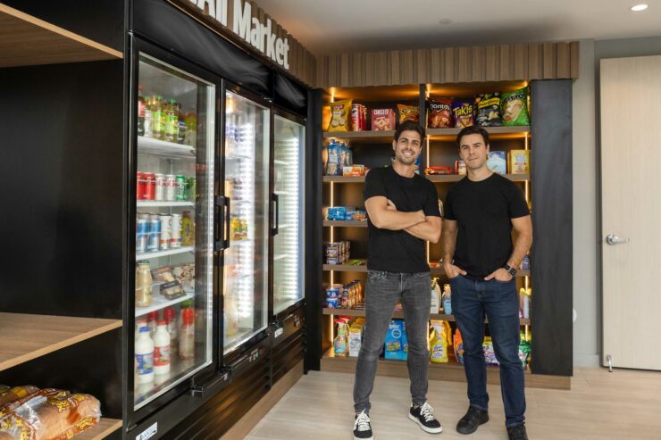 Startup criada por brasileiros capta mais de R$ 10 milhões para expandir modelo de minimercados autônomos nos Estados Unidos Startup criada por brasileiros capta mais de R$ 10 milhões para expandir modelo de minimercados autônomos nos Estados Unidos