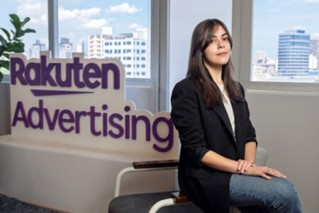 82,1% dos usuários de AI shopping já veem links de produtos dentro de respostas de IA, revela pesquisa Bruna Nobre_Diretora de Publisher Partnerships na Rakuten Advertising_crédito foto Luciano Alves_7jpg