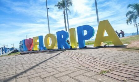 Florianópolis recebe Startup Summit com IA em destaque, conexões de alto nível e o empurrão que o ecossistema precisa
