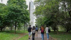 Dinheiro na mesa, mas travas no caminho: por que a parceria USP-Santander ainda não é a solução para a inovação Dinheiro na mesa, mas travas no caminho: por que a parceria USP-Santander ainda não é a solução para a inovação